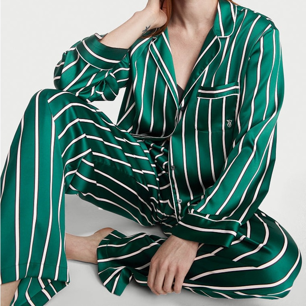 NWOT Victoria’s Secret Satin Pajama set